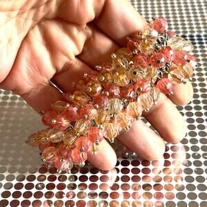 Vintage Silver Tone Stretch Bracelet Covered Acrylic Bead Cluster Wide B#18